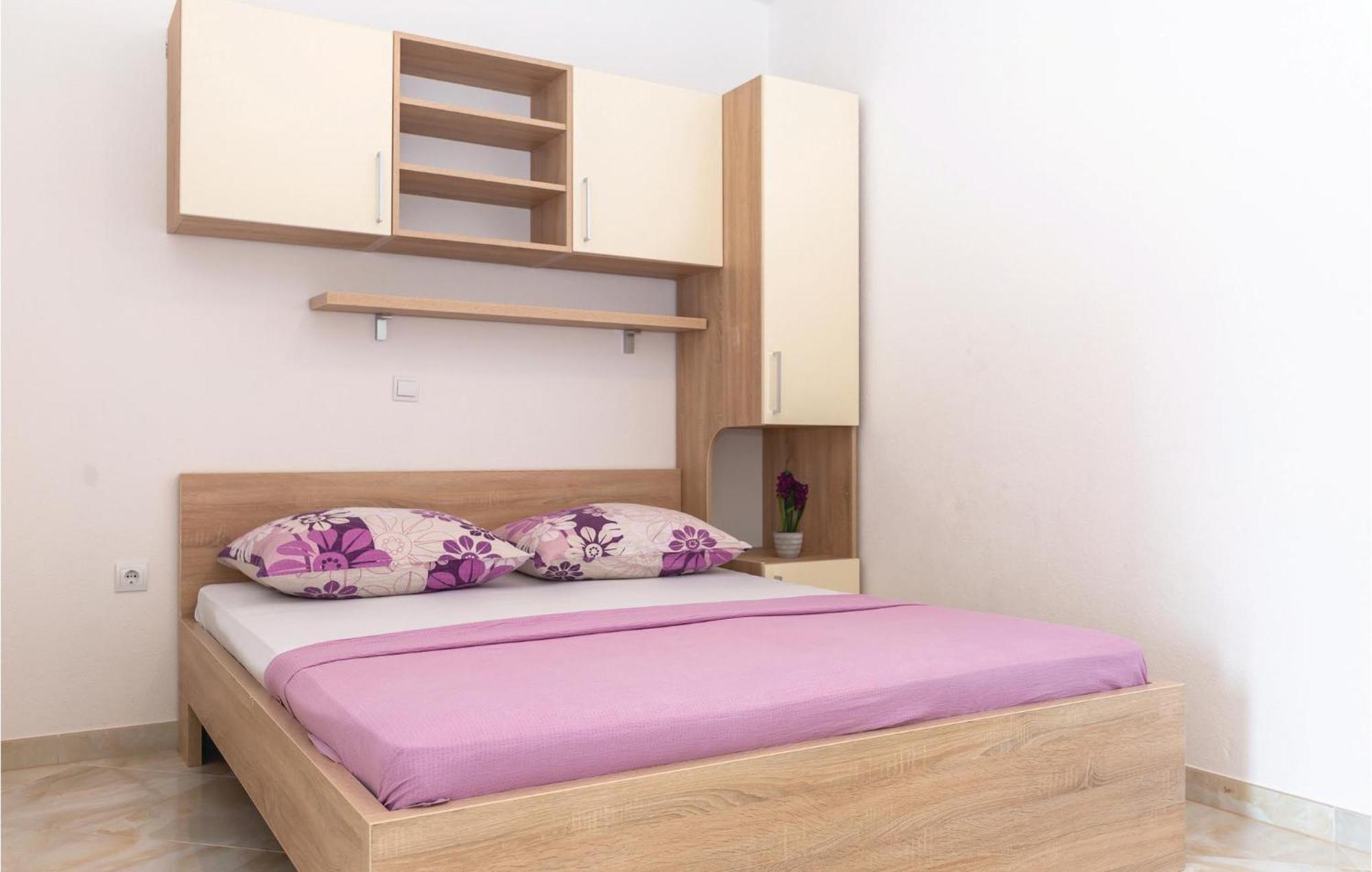 Nice Apartment In Krvavica With House Sea View 外观 照片
