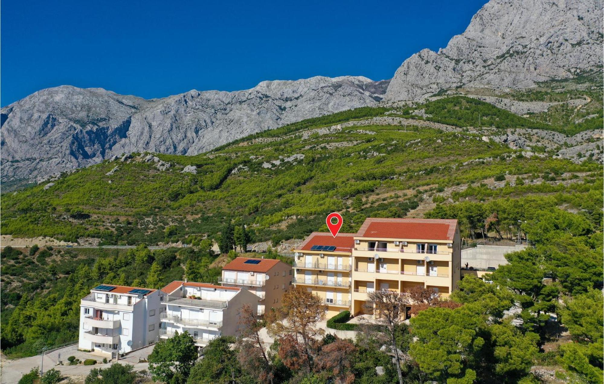 Nice Apartment In Krvavica With House Sea View 外观 照片